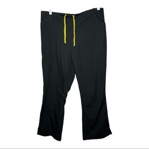 Wonder Wink Black Scrubs Sz 2 XT